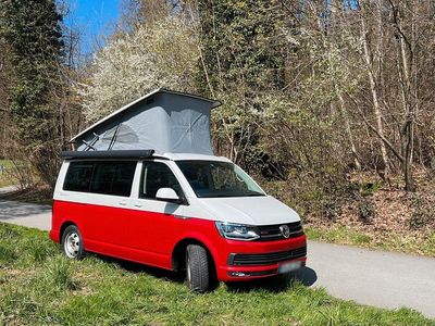 Gebraucht VW California Beach 150 PS (110 kW) 2017 Rot Van