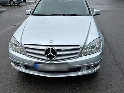 Gebraucht Mercedes C200 136 PS (100 kW) 2010 Silber Kombi