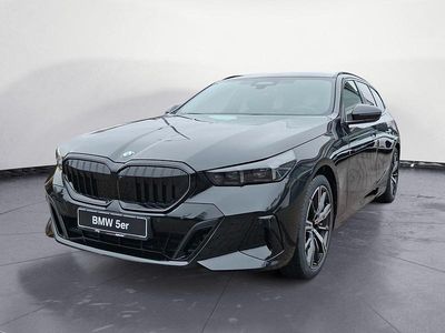 Neu BMW 540 303 PS (222 kW) 2026 Schwarz Kombi