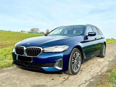 Blau Gebraucht 2020 BMW 520 Luxury Line Kombi | 31.700 € (Teuer)
