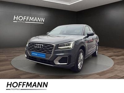 Gebraucht Audi Q2 Comfort 150 PS (110 kW) 2019 Nanograu metallic SUV