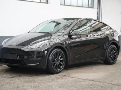 Brugt Tesla Model Y Standard Range 219 kW (299 HK) 2023 Sort SUV
