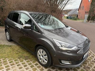 Gebraucht Ford C-MAX Titanium 150 PS (110 kW) 2018 Grau Van / Kleinbus