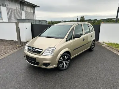 Gebraucht Opel Meriva S 105 PS (77 kW) 2009 Gold Van / Kleinbus