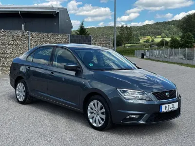 Gebraucht Seat Toledo Sun 105 PS (77 kW) 2015 "rodium" grau Kleinwagen