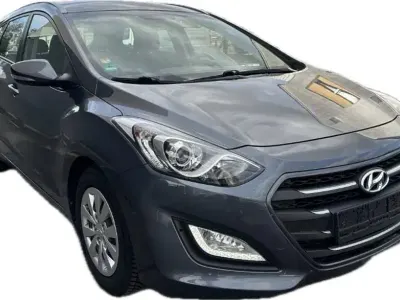 Gebraucht Hyundai i30 Passion 110 PS (80 kW) 2016 Grau Kombi