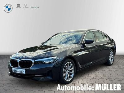 Grau Gebraucht 2021 BMW 520 Sport Line Limousine | 32.790 € (Fairer Preis)