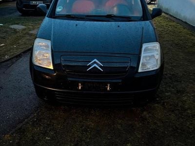 Schwarz Gebraucht 2005 Citroën C2 Kleinwagen | 2.100 €