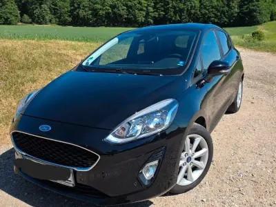 Gebraucht Ford Fiesta 101 PS (74 kW) 2018 Schwarz Kleinwagen