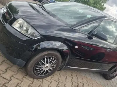 Gebraucht Audi A2 Premium 75 PS (55 kW) 2001 Brilliantschwarz ly9b Kleinwagen