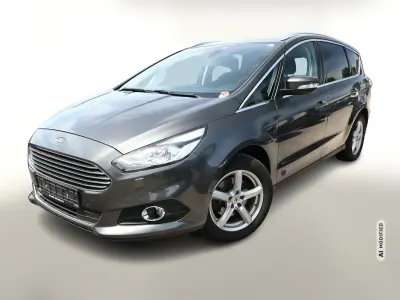 Gebraucht Ford S-MAX Titanium 160 PS (117 kW) 2018 Grau metallic Van / Kleinbus