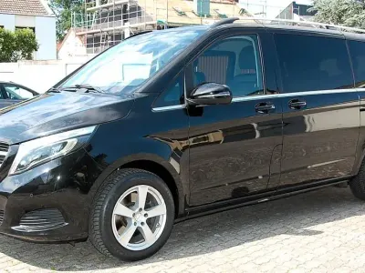 Gebraucht Mercedes V250 Edition 190 PS (139 kW) 2019 Obsidianschwarz Van / Kleinbus