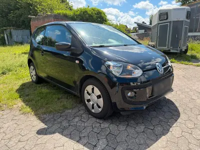 Gebraucht VW up! 75 PS (55 kW) 2011 Schwarz Kleinwagen