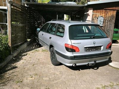 Peugeot 406