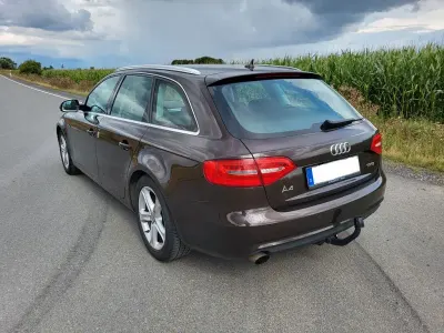 Gebraucht Audi A4 Ambition 170 PS (125 kW) 2012 Braun Kombi