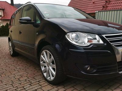Gebraucht VW Touran 140 PS (102 kW) 2009 Schwarz Van / Kleinbus