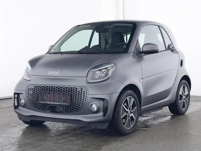 Grau Gebraucht 2024 Smart ForTwo Coupé Passion Kleinwagen | 17.777 € (Etwas zu teuer)