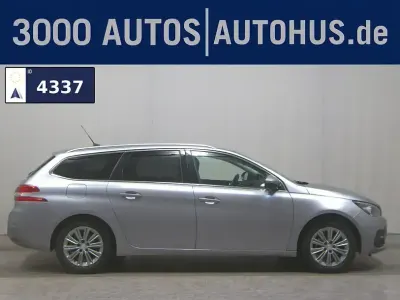 Gebraucht Peugeot 308 Allure 131 PS (96 kW) 2021 Grau Kombi