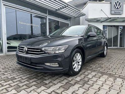 Gebraucht VW Passat Comfortline 150 PS (110 kW) 2020 Grau Kombi