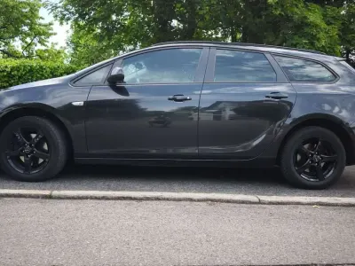 Gebraucht Opel Astra 160 PS (117 kW) 2011 Kombi