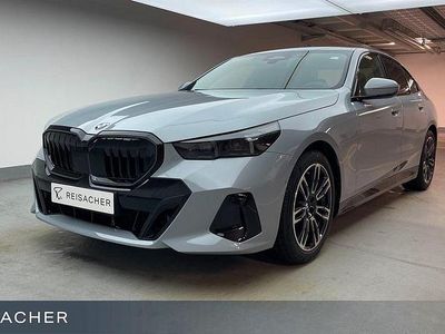 Neu BMW 520 Performance 197 PS (144 kW) 2025 Grau Limousine