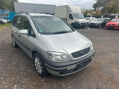 Usata Opel Zafira Edition 116 CV (85 kW) 2000 Grigio Monovolume