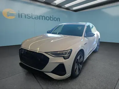 Usata Audi e-tron 300 kW (408 CV) 2023 Bianco SUV