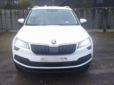 Weiß Gebraucht 2018 Skoda Karoq Style SUV | 8.950 € (Teuer)