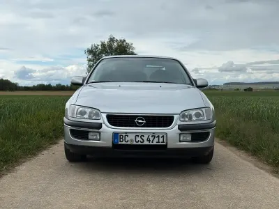 Gebraucht Opel Omega 136 PS (100 kW) 1998 Silber Limousine