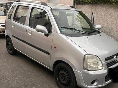 Opel Agila