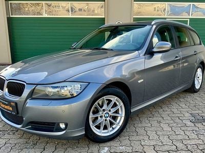 Gebraucht BMW 318 Comfort Edition 143 PS (105 kW) 2011 Grau Kombi