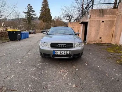 Gebraucht Audi A4 131 PS (96 kW) 2001 Grau Limousine