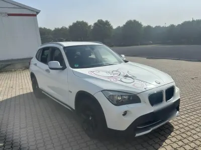 Gebraucht BMW X1 170 PS (125 kW) 2010 Weiß SUV