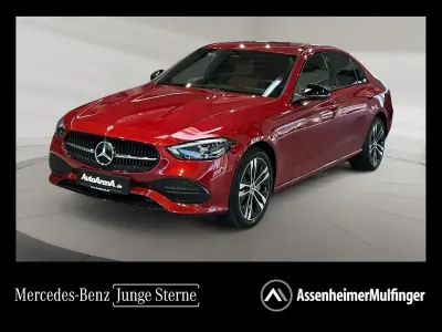 Gebraucht Mercedes C300e Avantgarde 204 PS (150 kW) 2022 Rot Limousine