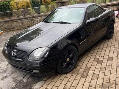 Mercedes 230