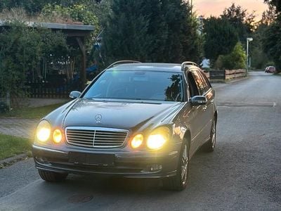 Mercedes E320