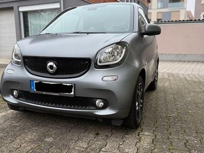 Grau Gebraucht 2019 Smart ForTwo Cabrio Cabrio | 15.499 € (Fairer Preis)