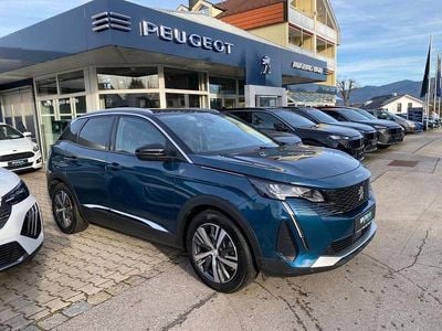 Gebraucht Peugeot 3008 181 PS (133 kW) 2022 Celebes blau met. SUV
