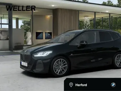 Używany BMW 220 M Sport 163 KM (119 kW) 2025 Czarny Minivan