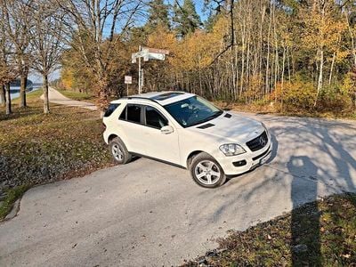 Gebraucht Mercedes ML280 190 PS (139 kW) 2008 Weiß SUV