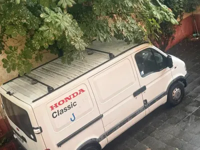 Gebraucht Renault Master 82 PS (60 kW) 2000 Weiß Van
