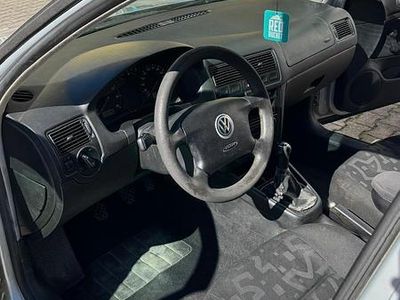 Gebraucht VW Golf IV 75 PS (55 kW) 1998 Silber Kleinwagen