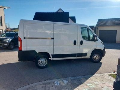 Gebraucht Peugeot Boxer 110 PS (80 kW) 2018 Weiß Van