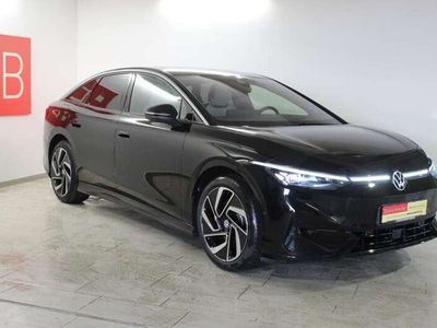 Schwarz (grenadillschwarz metallic) Gebraucht 2023 VW ID.7 Pro Kleinwagen | 50.765 €