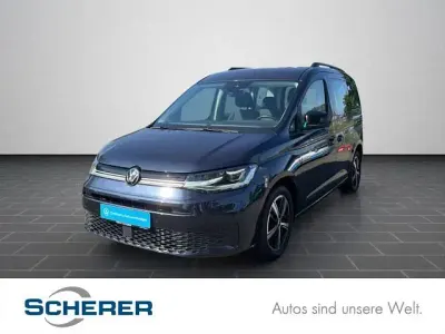 Usado VW Caddy Life 114 HP (83 kW) 2022 Azul Monovolume