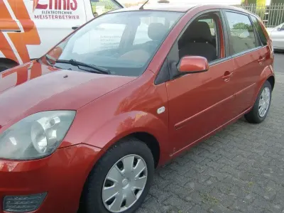 Gebraucht Ford Fiesta Fun X 69 PS (50 kW) 2008 Orange Kleinwagen