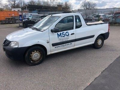 Gebraucht Dacia Logan Pick-Up 88 PS (64 kW) 2011 Weiß Pickup