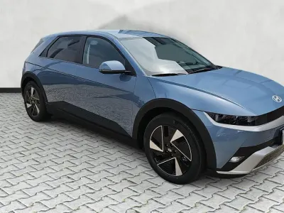 Neu Hyundai Ioniq 5 125 kW (170 PS) 2026 Lucid blue metallic SUV