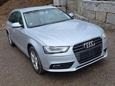 Gebraucht Audi A4 Attraction 177 PS (130 kW) 2014 Grau Kombi