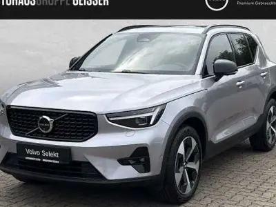 Gebraucht Volvo XC40 Plus 197 PS (144 kW) 2025 Aurora silver SUV